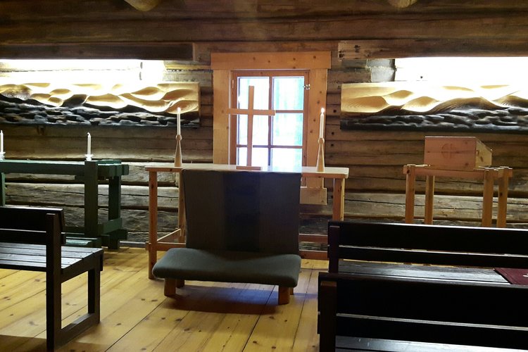 matkailualueen kappelista alttarikuva